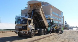 Büyükşehir’den Finike Sahilkent Hali’nde düzenleme