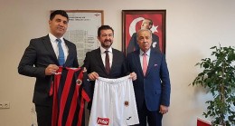 Gençlerbirliği Futbol Takımının yeni sponsoru İŞBİR Yatak