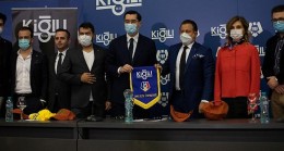 Romanya Milli Futbol Takımı, şıklığını Kiğılı’ya emanet etti