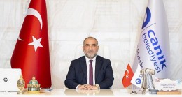 Canik Belediye Başkanı İbrahim Sandıkçı, 23 Nisan Ulusal Egemenlik ve Çocuk Bayramı münasebetiyle bir kutlama mesajı yayımladı