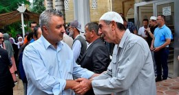 İlçe Kaymakamı Kerem Süleyman Yüksel ve Belediye Başkanı Ulaş Yurdakul Hacı Adaylarını Kutsal Topraklara Yolcu Etti