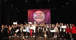 Liseli gençler müzik yeteneklerini sergiledi