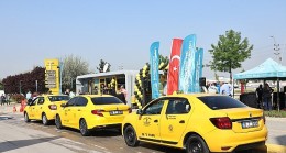 Üçevler’de modern taksi durağı hizmete açıldı