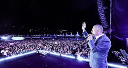 Büyükakın’dan, gençlere övgü:”Harikasınız!”