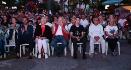 Dev orkestradan muhteşem konser