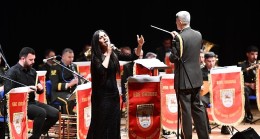 Ege Üniversitesinde Türk Halk Müziği Konseri