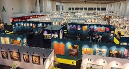 İzmir’de sanat ve antika fuarına yoğun ilgi