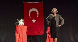Karşıyaka’nın çınarlarından renkli defile