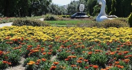 Osmangazi’nin her yeri çiçek kokuyor