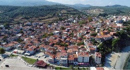 Tirilye’de Zeytin Çiçeği Festivali Coşkusu