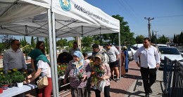 Bayramda Çiçekler Büyükşehir’den