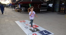 Oyun, atölye ve neşe bir arada