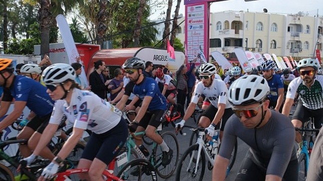 Akra Gran Fondo’nun stratı verildi