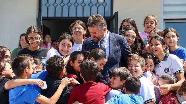 Buca’da 23 Nisan coşkusu