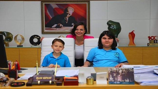 Karabağlar’da 23 Nisan Coşkusu