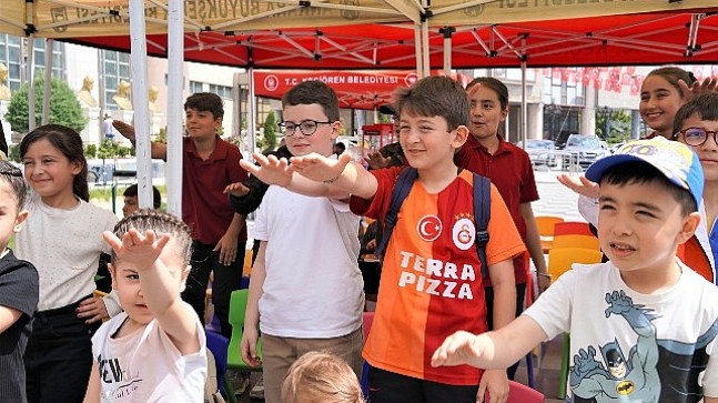 Keçiören’de 23 Nisan coşkusu erken başladı