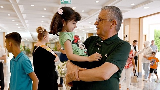 Başkan Topaloğlu engellilerle yemekte buluştu