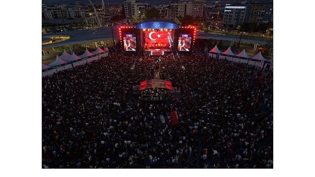 Büyükakın forma verdi, Fatma Turgut kutladı