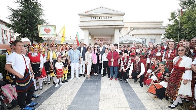 Festival Coşkusu Menderes’i Sardı
