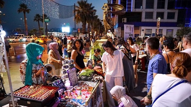 Karşıyaka’da “El Emeği Gece Pazarı” başlıyor