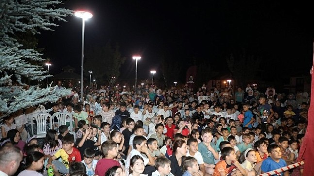 İnegöllü Çocuklar Karagöz’le Buluştu