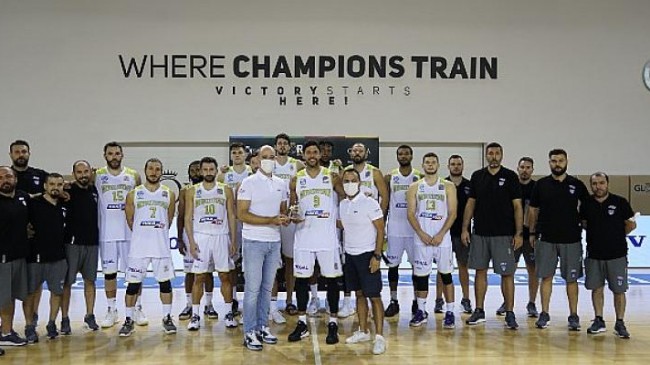 Gloria Cup 2021 Basketball Turnuva 1’in Şampiyonu Bahçeşehir Koleji