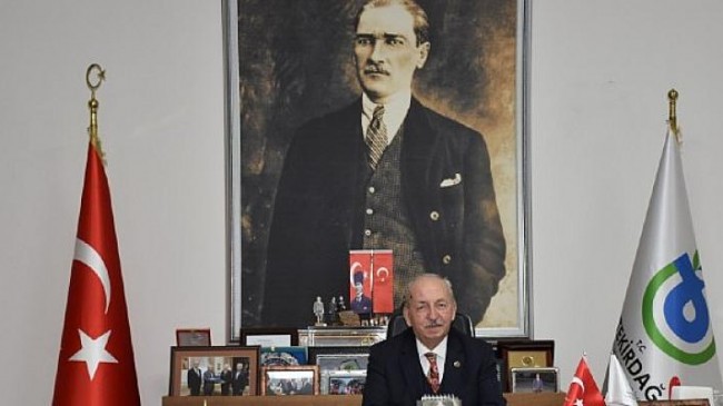 Tekirdağ Büyükşehir Belediye Başkanı Kadir Albayrak Cumhuriyet Bayramı Mesajı Yayımladı