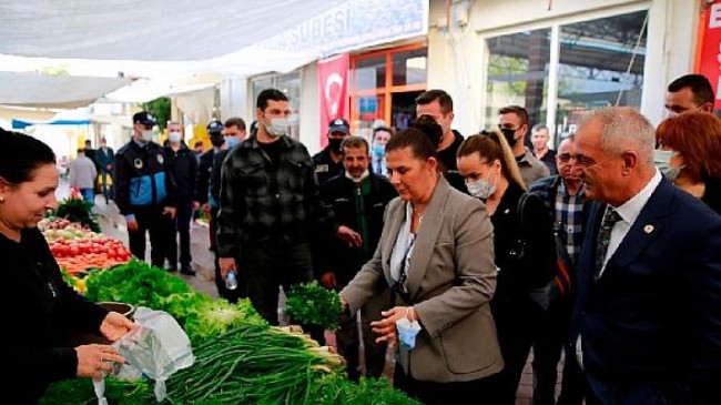 Aydın Büyükşehir Belediye Başkanı Özlem Çerçioğlu Atça Pazarı’nı ziyaret etti