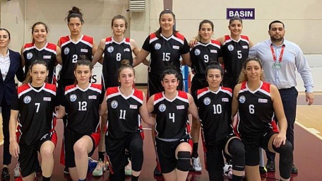 Burhaniye Belediyespor Kadın Basketbol Takımı Play-Off’ta