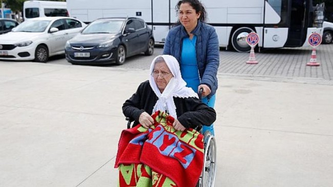 Büyükşehir Belediyesi Yaşlılar Haftası’nı kutladı