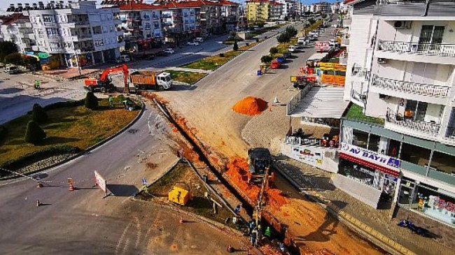 Manavgat’ın en büyük mahallesi  Sarılar’da basınç sorunu çözülüyor