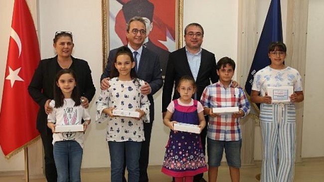 Aydın Büyükşehir Belediyesi’nin 23 Nisan Yarışmasının Ödülleri Verildi