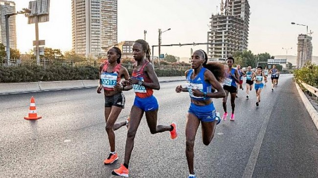 İzmir’de maraton zamanı