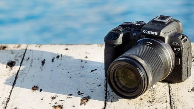 Canon’dan fotoğraf tutkunlarına muhteşem seri: İki yeni hibrit fotoğraf makinesi: EOS R7 ve EOS R10