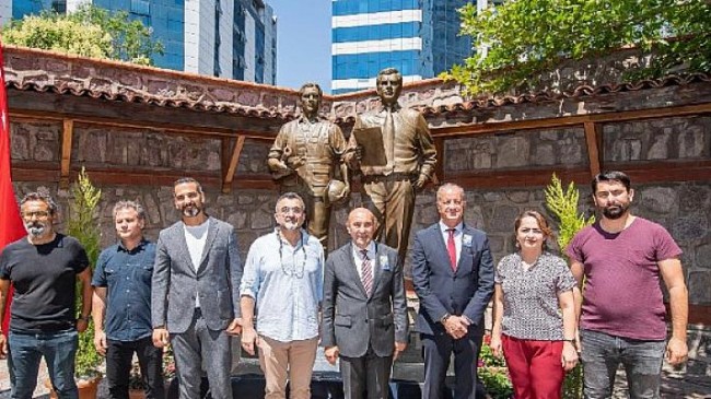 Ahmet Piriştina heykeli APİKAM’da açıldı