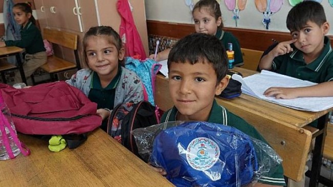 Çumra’da Okul Çantaları Belediyeden