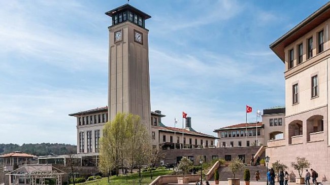 Koç Üniversitesi Türkiye’nin EQUIS Akreditasyonlu Tek Üniversitesi Olmayı Sürdürüyor