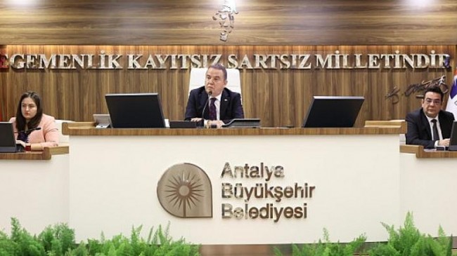 Antalya Büyükşehir Meclisi Toplandı