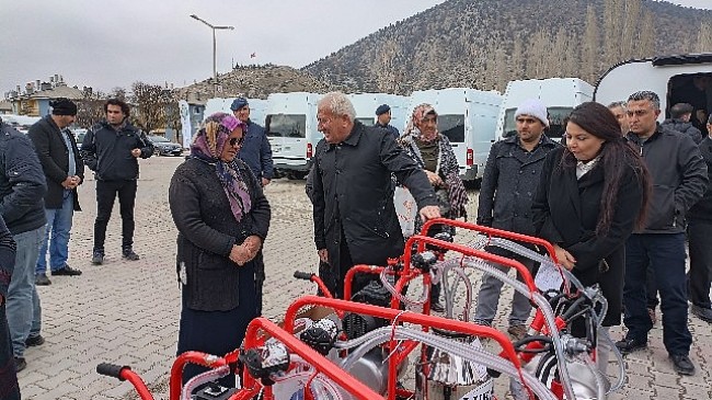 Bozkır'da Üreticilere Destek Sürüdür