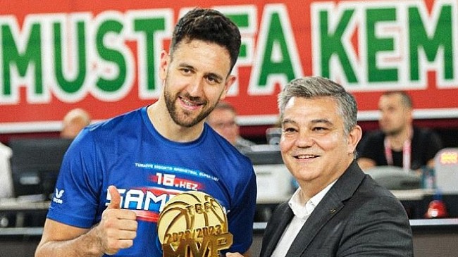 Türkiye Sigorta Basketbol Süper Ligi Şampiyonu Anadolu Efes Oldu