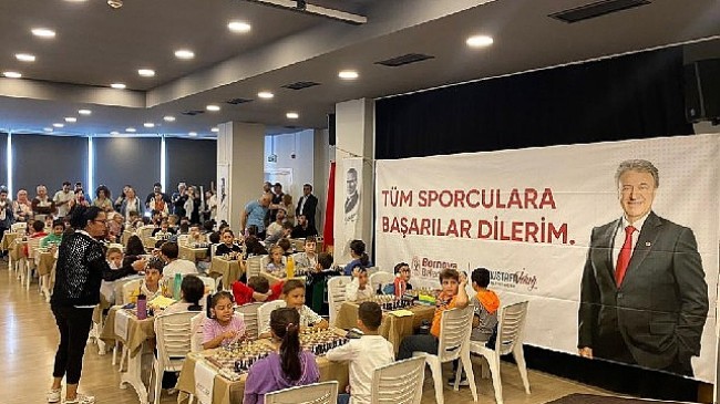 Cumhuriyet'in 100. Yılında Bornova'da satranç heyecanı