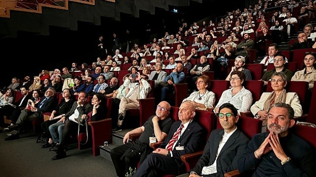 İstinye Üniversitesi'nin düzenlediği “Sinema ve Yapay Zekâ” etkinliğine yoğun ilgi