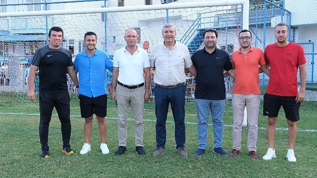 Başkan Topaloğlu’ndan futbolculara yemek