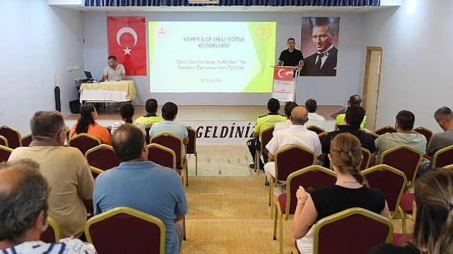 Kemer’de servis şoförlerine eğitim