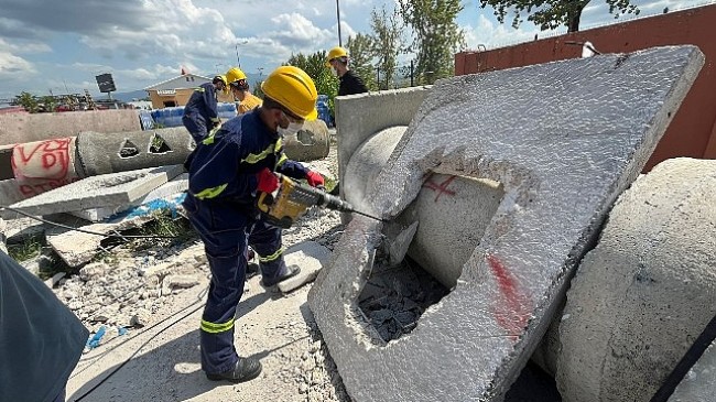 Ulaşımpark personeline kurtarma ve yangın eğitimi