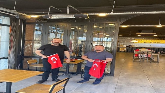 Büyükşehir’den esnafa 23 Nisan jesti