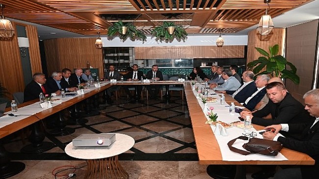 Kemer Turizm Komisyonu toplantısı yapıldı