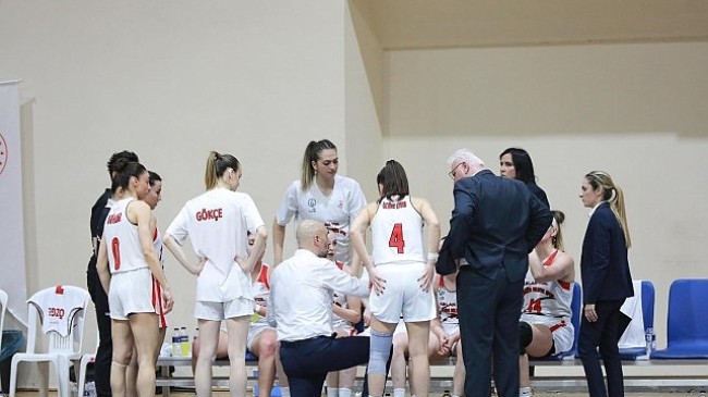 Körfezin İncileri çeyrek finalde veda etti