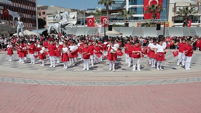 Menemen’de 23 Nisan coşkusu yaşandı