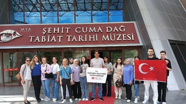 Öğrenciler MTA Tabiat Tarihi Müzesi’ni Gezdi